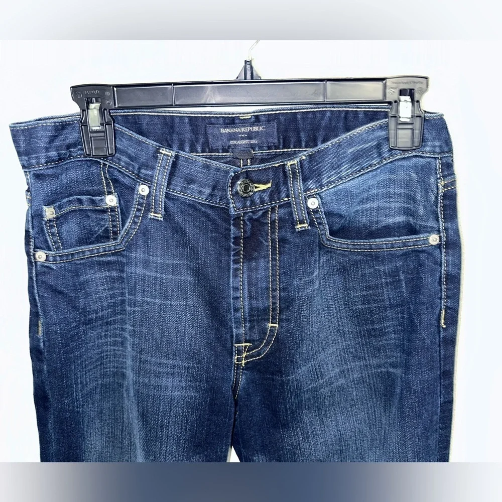 Banana Republic stylish dark